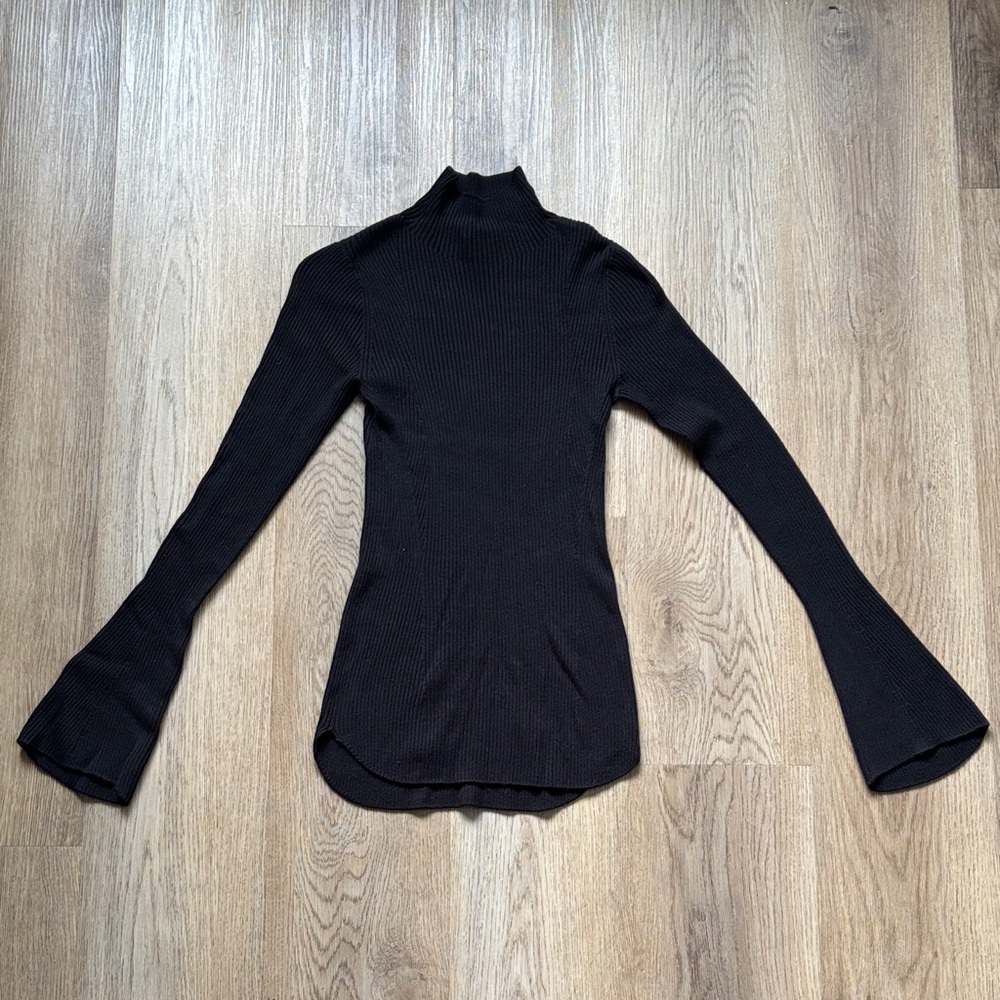 Uniqlo Elegant Black Turtleneck Bell Sleeve Top